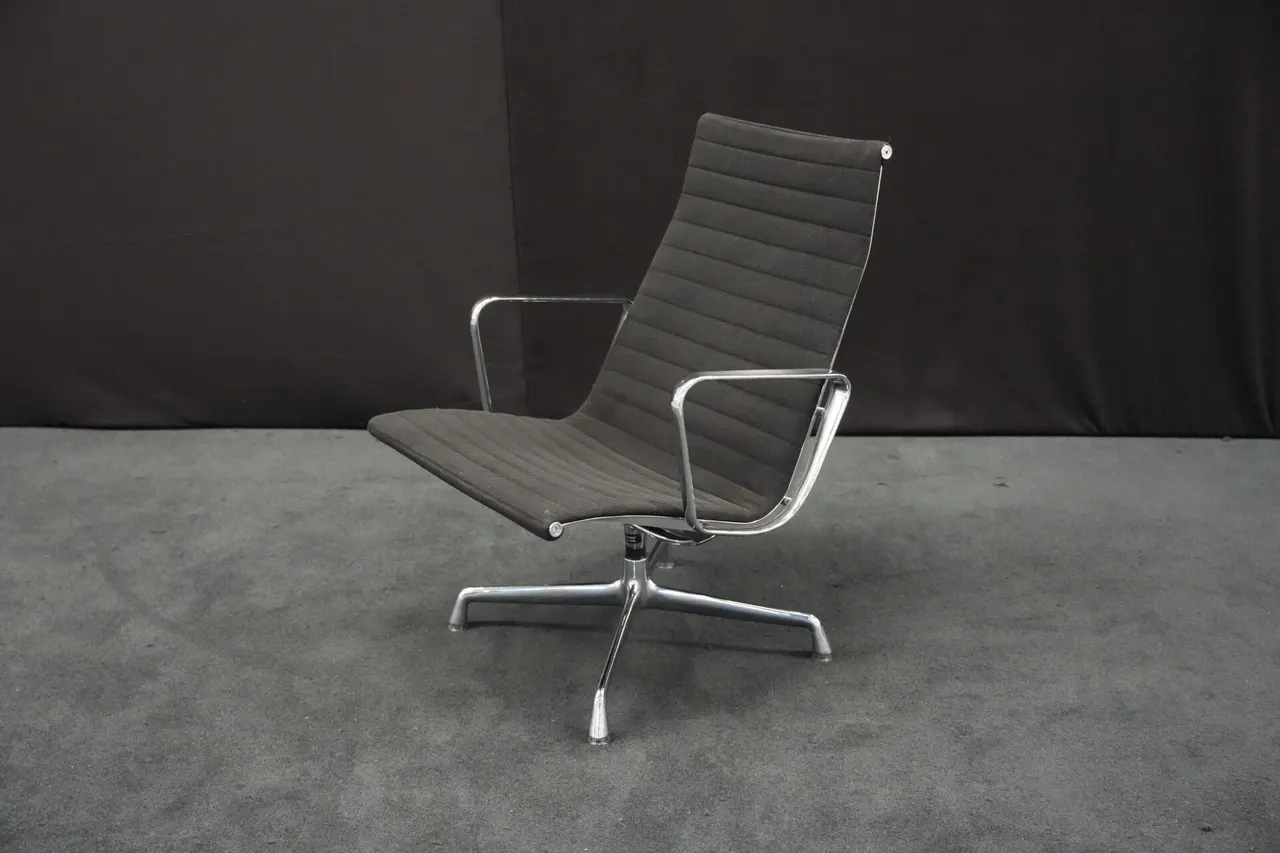 Herman Miller für Vitra – EA 116 Hopsak / Schwarz — Bild 1