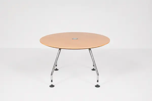 Vitra Ad Hoc Konferenztisch inkl. Kabeldurchlass