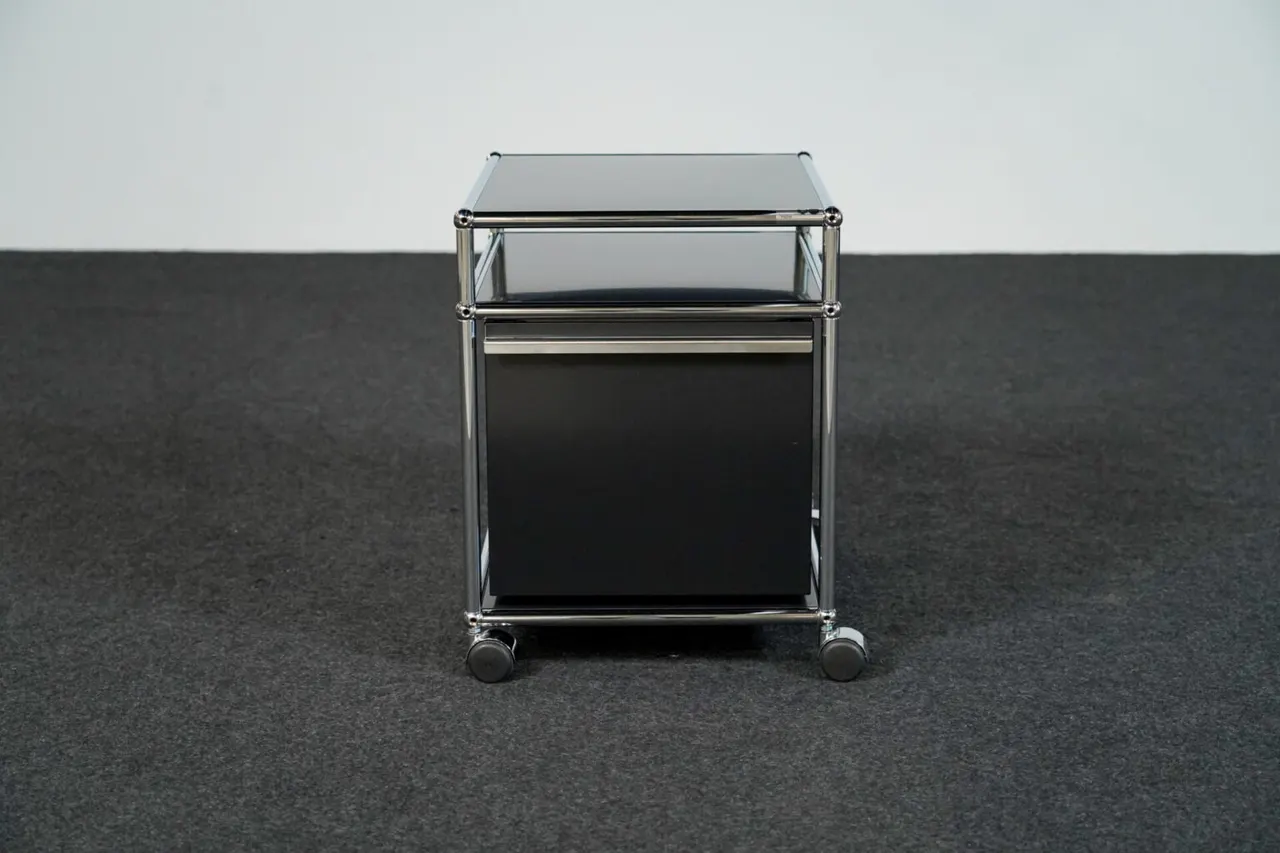 USM Haller Rollcontainer — Bild 1