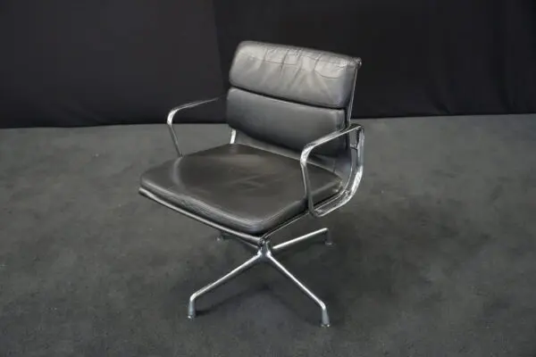 Herman Miller für Vitra | EA 208 Leder / Schwarz