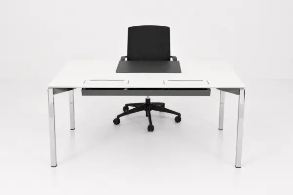 Dobergo Figata Schreibtisch + Mayer Bürodrehstuhl