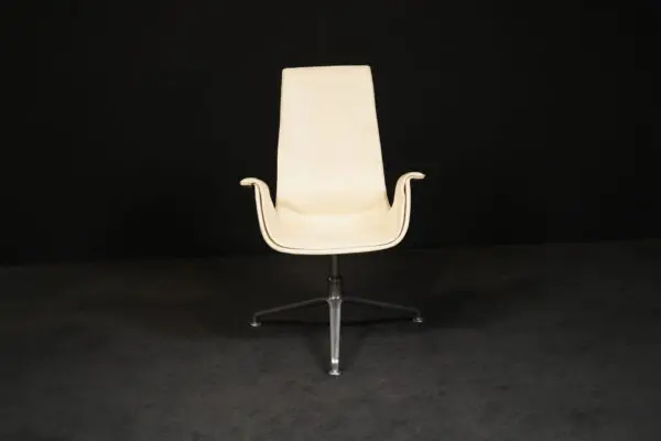 Walter Knoll Drehsessel ‚FK6725 Tulip‘ Leder