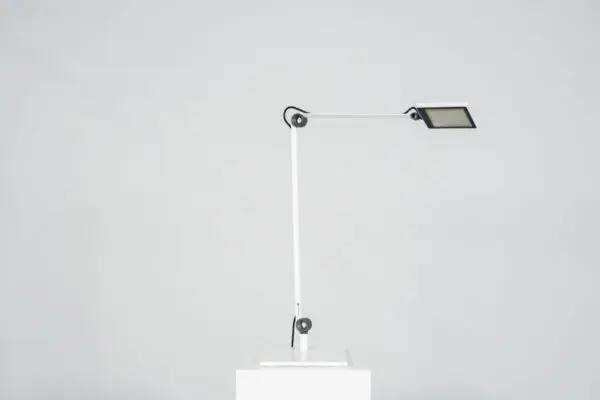 Waldmann Tischlampe