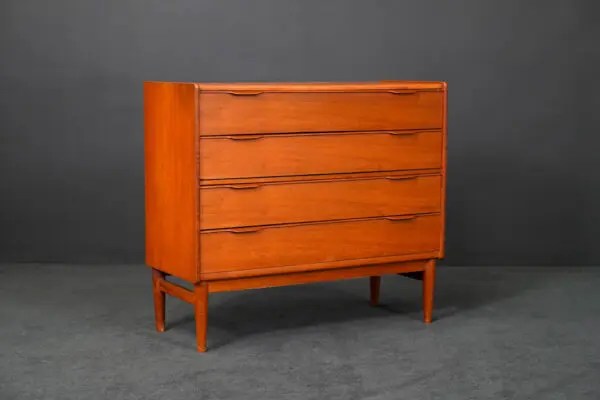 Kommode aus Teakholz