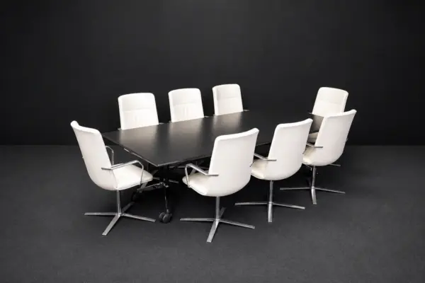 Wilkhahn Falttisch + 8x Orangebox Calder-HBS4 Leder Beige
