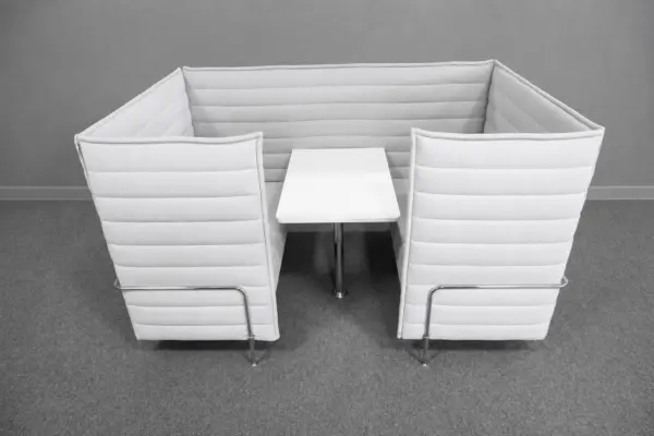 Vitra Alcove Cabin