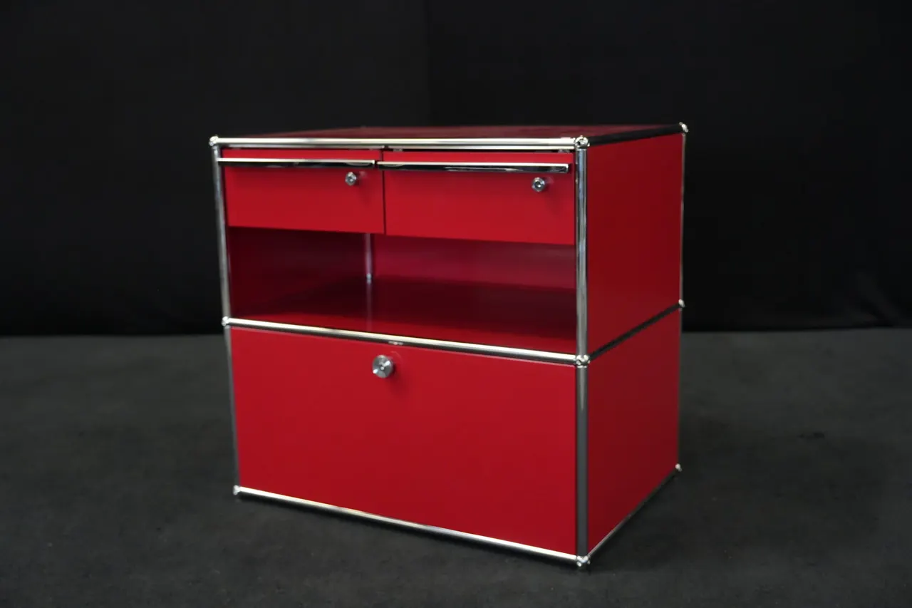 USM Haller Sideboard / Rubinrot — Bild 1