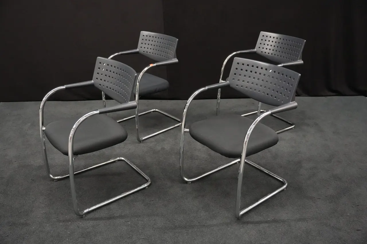 4x Vitra VisaVis Freischwinger Stoff / Schwarz — Bild 1