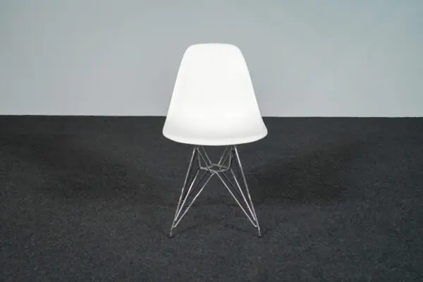 Vitra DSR Plastic Chair