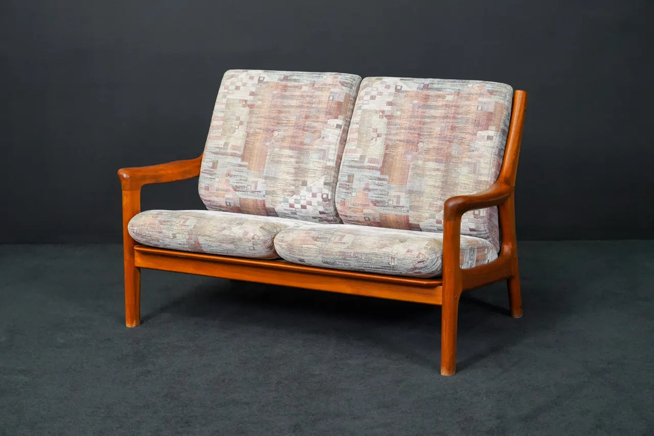 2-Sitzer aus Teakholz — Bild 1
