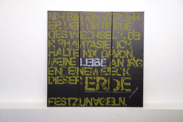 Gerahmter Triptychon auf Leinwand