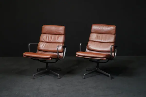 Herman Miller 2er Set ‚EA215 Soft Pad‘ Leder