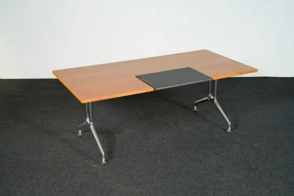 Vitra Ad Hoc Schreibtisch