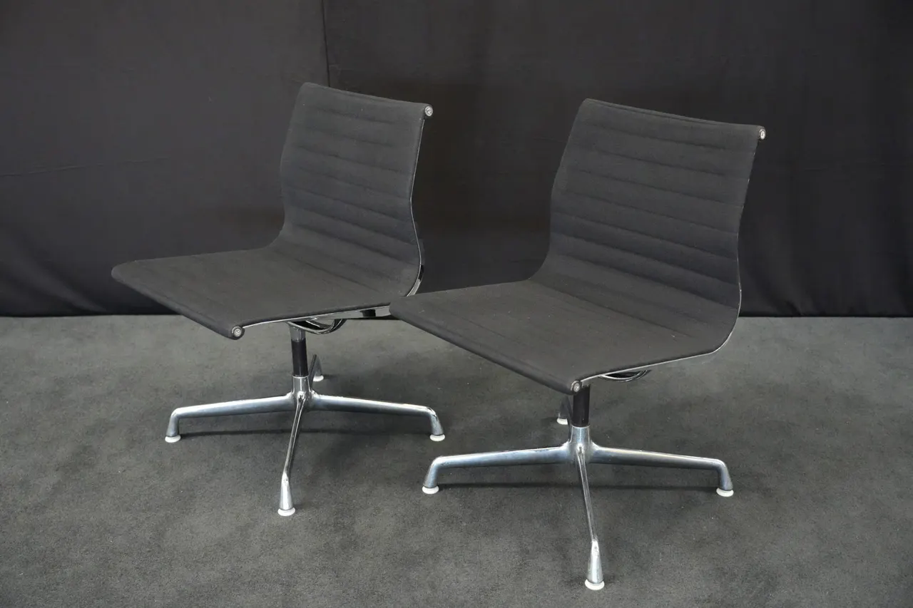 2X Herman Miller für Vitra | EA 101 / schwarz — Bild 1
