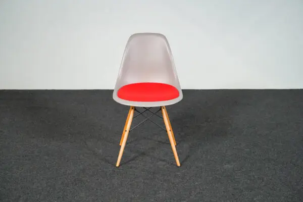 Vitra DSW Plastic Chair