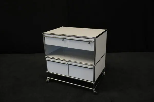 USM Haller Sideboard / Lichtgrau RAL 7035