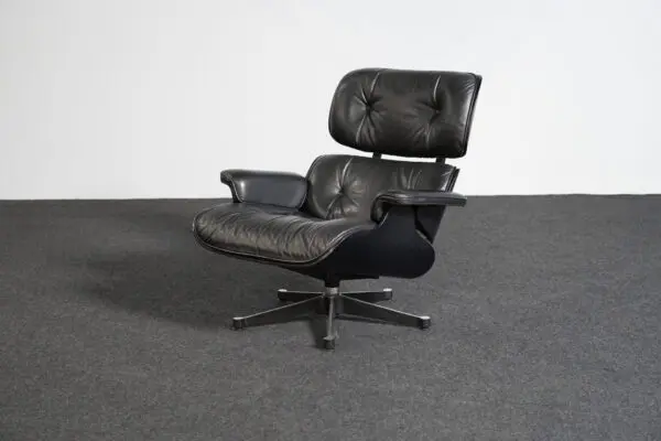 Herman Miller by Vitra Lounge Chair