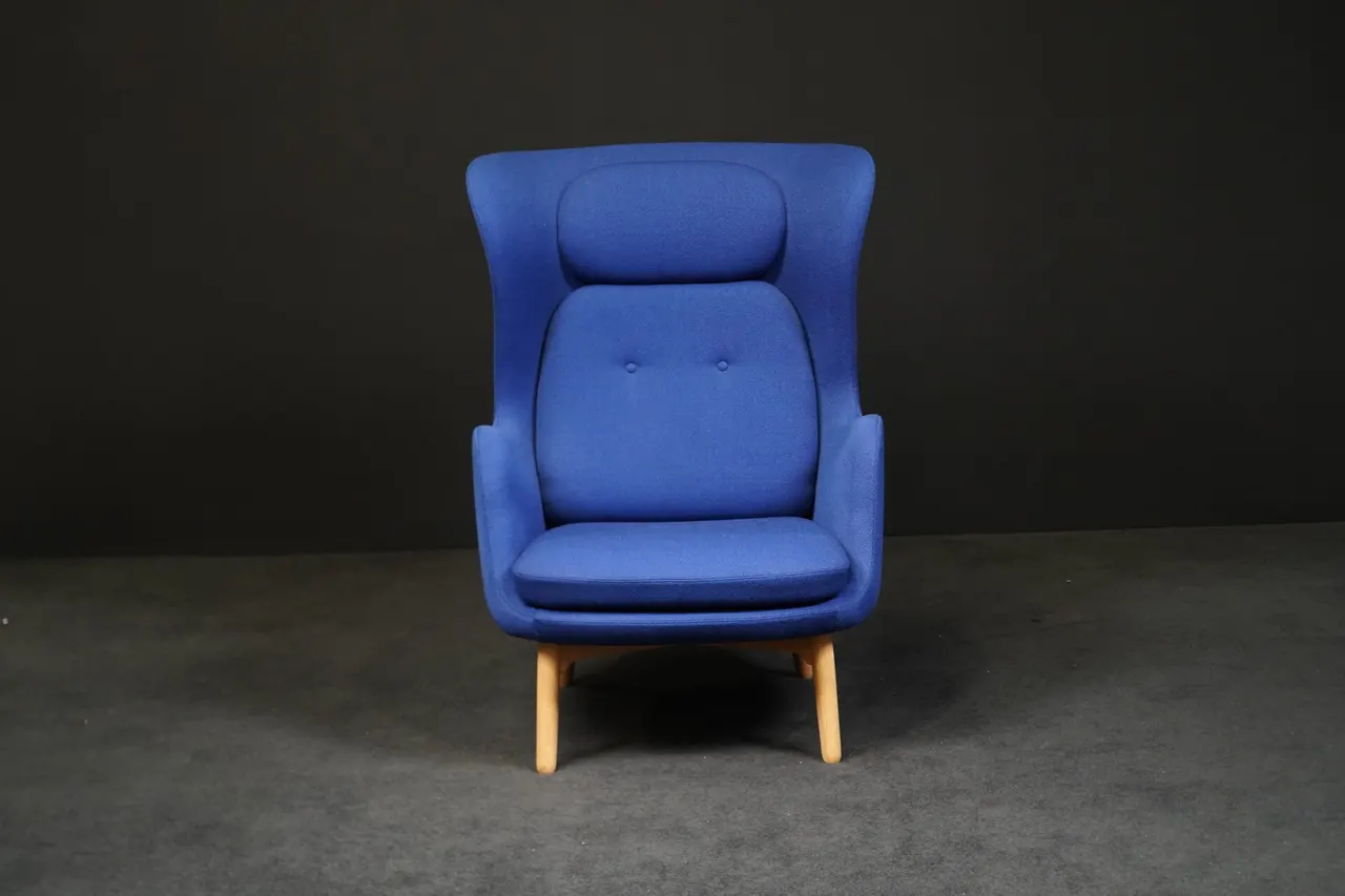 Fritz Hansen Sessel  ‚Ro‘ Stoff  Eiche — Bild 1